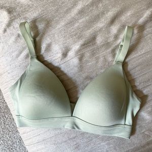 Auden \\ sage green wireless bra